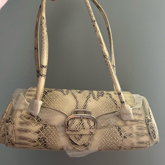 Never used croc round bag from y2k - Picture 1 of 2